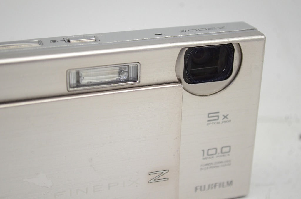 訳あり品 FUJIFILM フジフィルム FinePix Z200fd コンパクトデジタルカメラ シルバー 元箱付 250919b