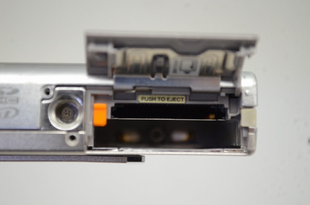 訳あり品 FUJIFILM フジフィルム FinePix Z200fd コンパクトデジタルカメラ シルバー 元箱付 250919b