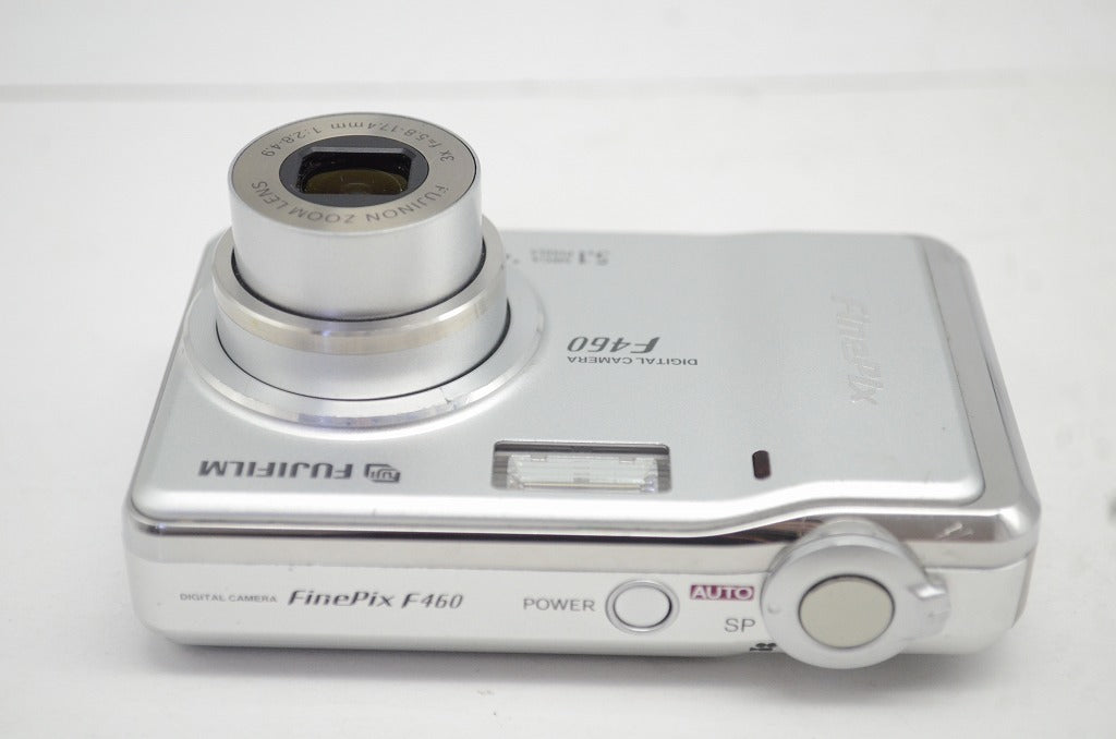 FUJIFILM フジフィルム Finepix F460 コンパクトデジタルカメラ シルバー 250919m