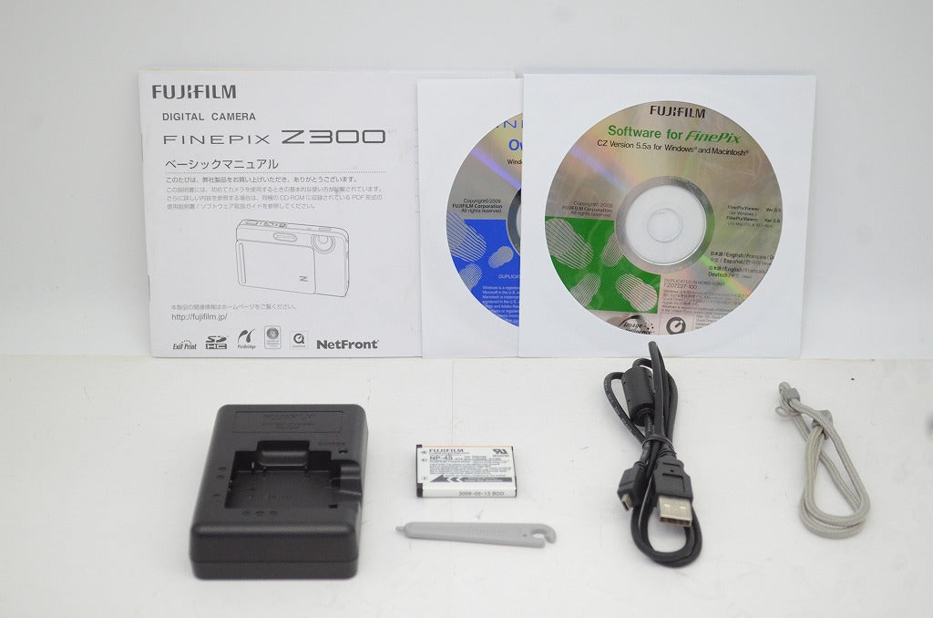 美品 FUJIFILM フジフィルム FinePix Z300 コンパクトデジタルカメラ ブラック 250919q