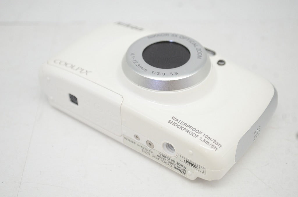 Nikon ニコン COOLPIX S33 コンパクトデジタルカメラ ホワイト 250919l