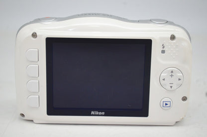 Nikon ニコン COOLPIX S33 コンパクトデジタルカメラ ホワイト 250919l