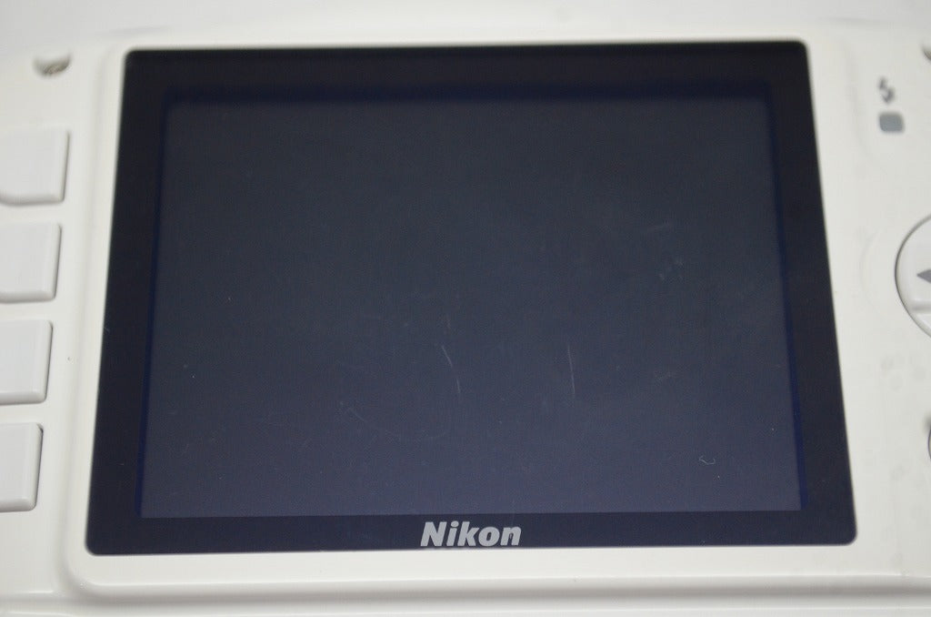 Nikon ニコン COOLPIX S33 コンパクトデジタルカメラ ホワイト 250919l
