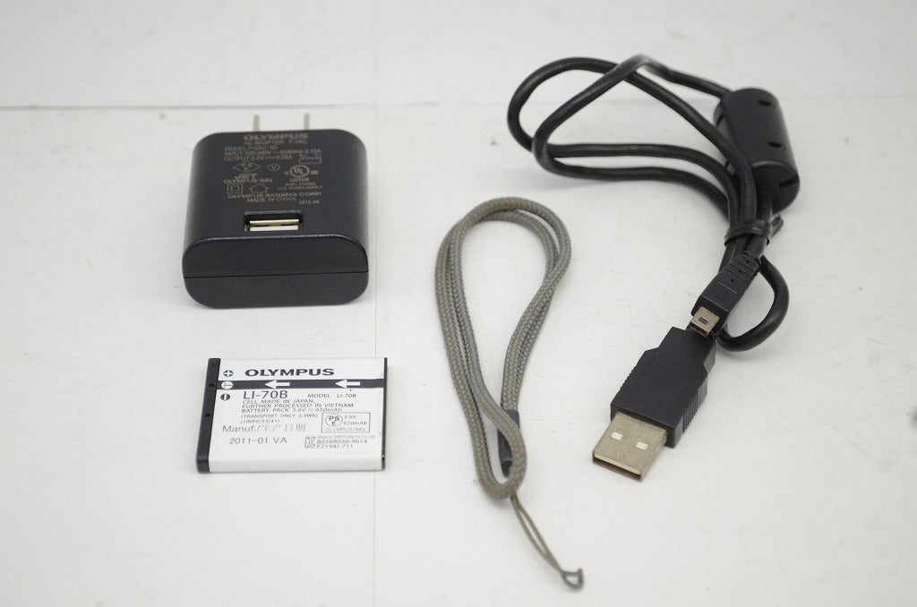 良品 OLYMPUS オリンパス VG-120 コンパクトデジタルカメラ レッド 250924ab