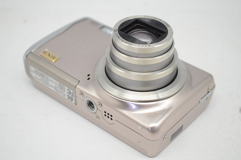 美品 FUJIFILM フジフィルム FinePix F80EXR コンパクトデジタルカメラ シルバー 250924v