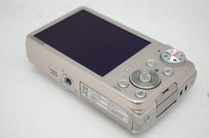 美品 FUJIFILM フジフィルム FinePix F80EXR コンパクトデジタルカメラ シルバー 250924v