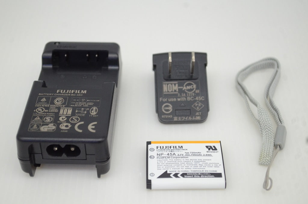 美品 FUJIFILM フジフィルム FinePix Z950EXR コンパクトデジタルカメラ ピンク 251126y