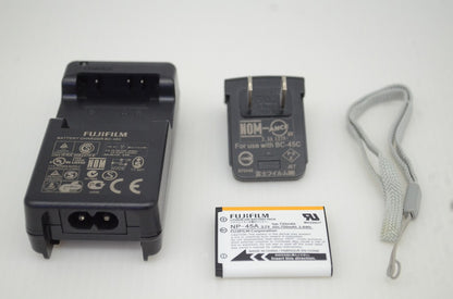 美品 FUJIFILM フジフィルム FinePix Z950EXR コンパクトデジタルカメラ ピンク 251126y