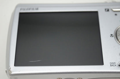 FUJIFILM フジフィルム FinePix F100fd コンパクトデジタルカメラ シルバー 251127j