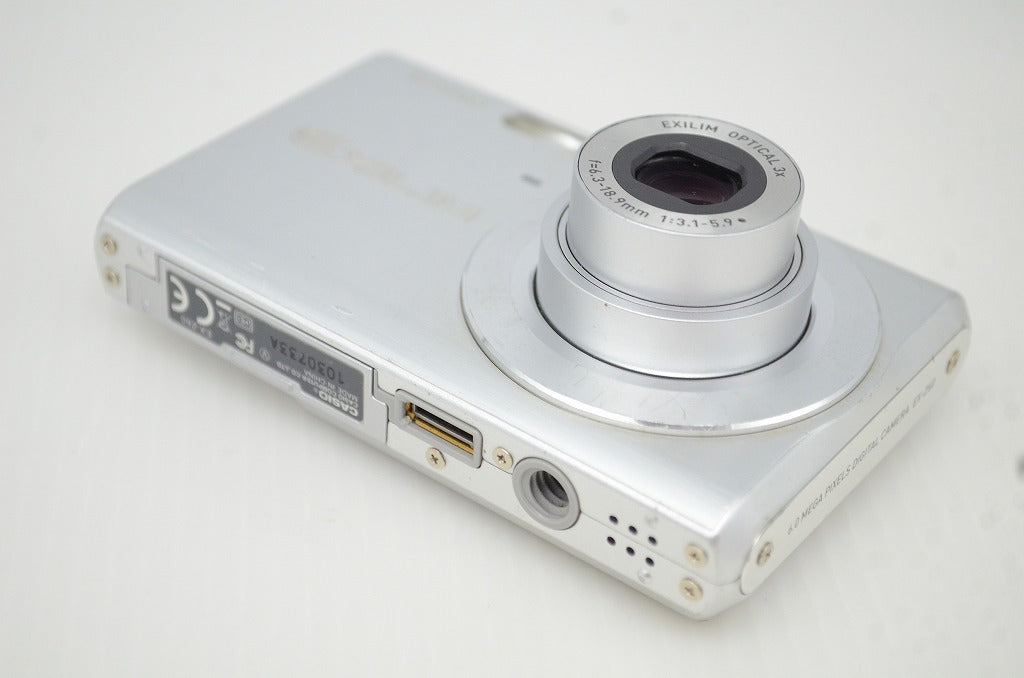 CASIO カシオ EXILIM EX-Z60 コンパクトデジタルカメラ シルバー 元箱付 251128e