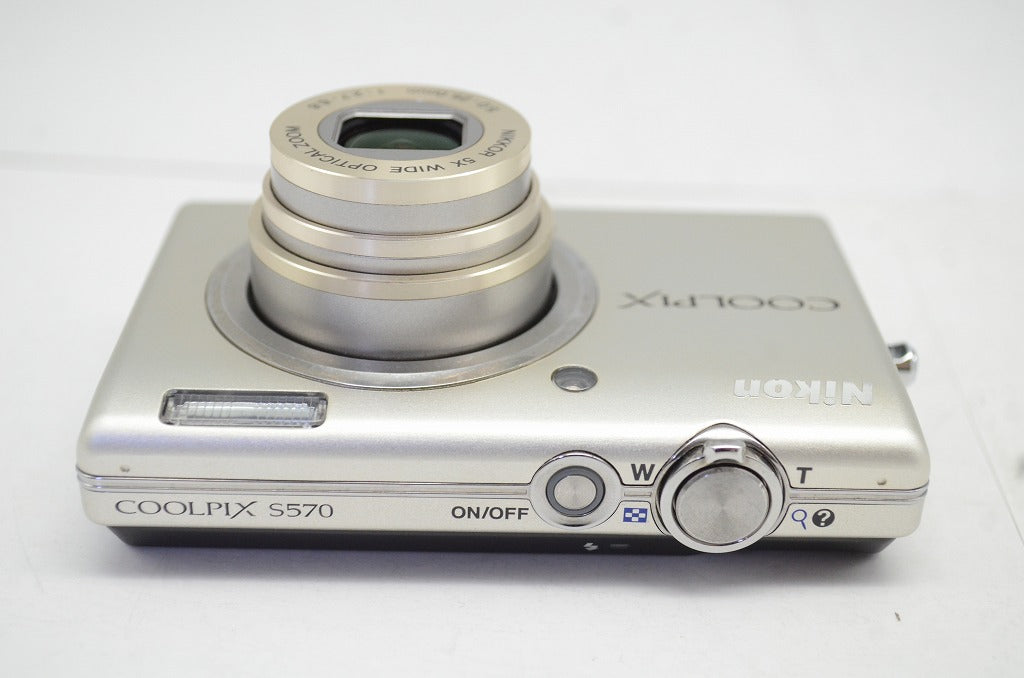 良品 Nikon ニコン COOLPIX S570 コンパクトデジタルカメラ シルバー 250924aj
