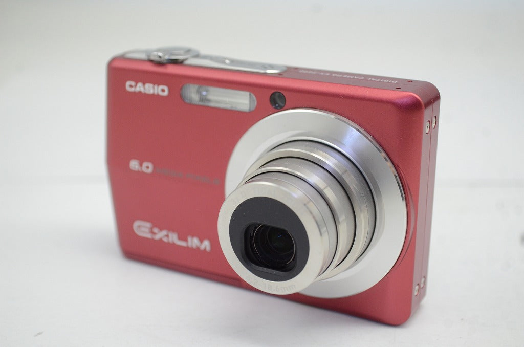 美品 CASIO カシオ EXILIM EX-Z600 コンパクトデジタルカメラ レッド 元箱付 250924ac