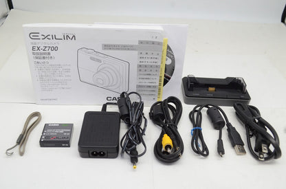 美品 CASIO カシオ EXILIM EX-Z700 コンパクトデジタルカメラ ブルー 250925d