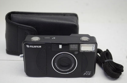 FUJIFILM フジフィルム Silvi F2.8 SUPER EBC FUJINON ZOOM 24-50mm F2.8 35mmコンパクトフィルムカメラ 250925c