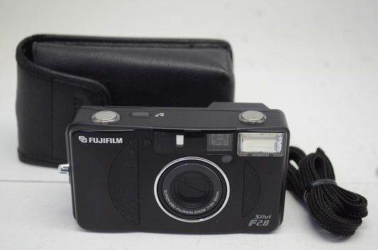 FUJIFILM フジフィルム Silvi F2.8 SUPER EBC FUJINON ZOOM 24-50mm F2.8 35mmコンパクトフィルムカメラ 250925c