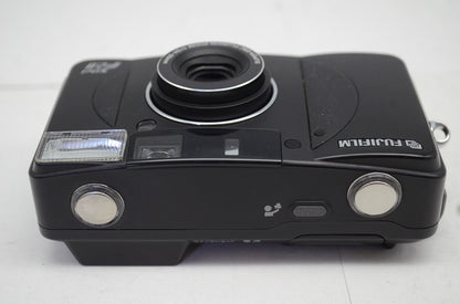 FUJIFILM フジフィルム Silvi F2.8 SUPER EBC FUJINON ZOOM 24-50mm F2.8 35mmコンパクトフィルムカメラ 250925c