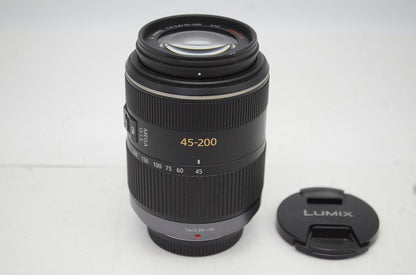 美品 Panasonic パナソニック LUMIX G VARIO 45-200mm F4-5.6 MEGA O.I.S. H-FS045200 マイクロフォーサーズ 250926e