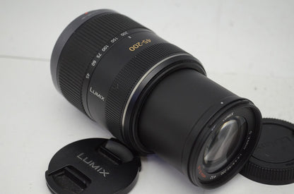 美品 Panasonic パナソニック LUMIX G VARIO 45-200mm F4-5.6 MEGA O.I.S. H-FS045200 マイクロフォーサーズ 250926e
