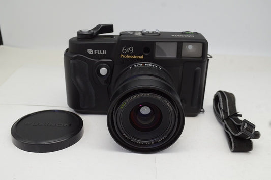 FUJIFILM フジフィルム GW690 III PROFESSIONAL (90mm F3.5) 中判カメラ 250927ah