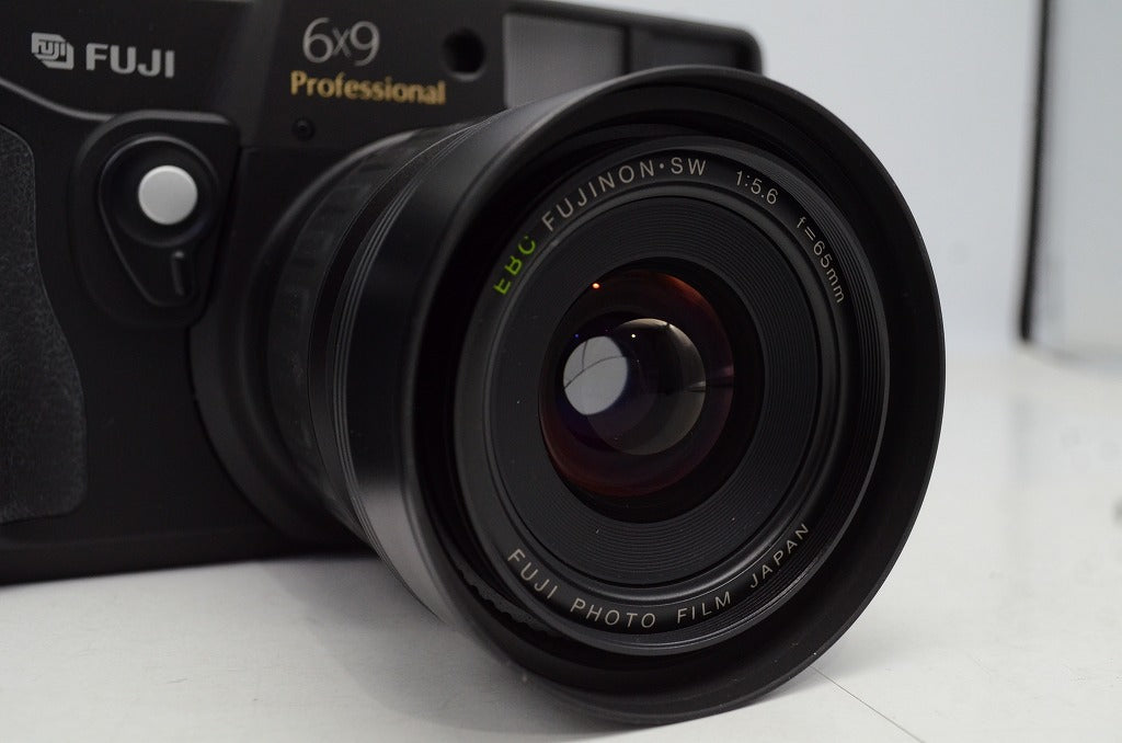 FUJIFILM フジフィルム GW690 III PROFESSIONAL (90mm F3.5) 中判カメラ 250927ah
