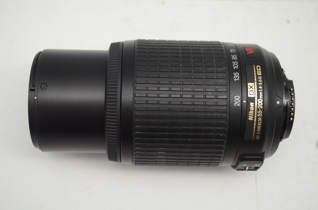Nikon ニコン AF-S DX NIKKOR 55-200mm F4-5.6G ED VR APS-C ズームレンズ フード ポーチ付 250927h