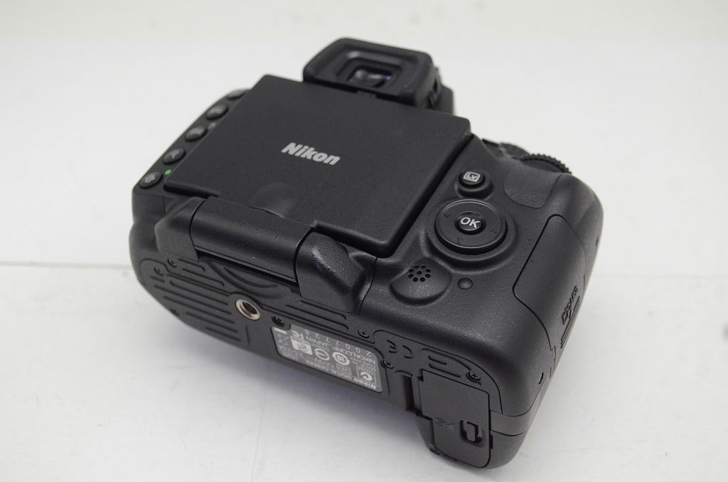 良品 Nikon ニコン D5000 + AF-S DX 18-55mm VR レンズキット デジタル一眼レフカメラ 250927g