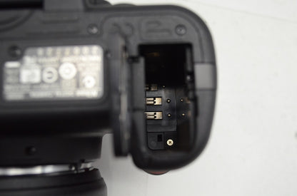 良品 Nikon ニコン D5000 + AF-S DX 18-55mm VR レンズキット デジタル一眼レフカメラ 250927g
