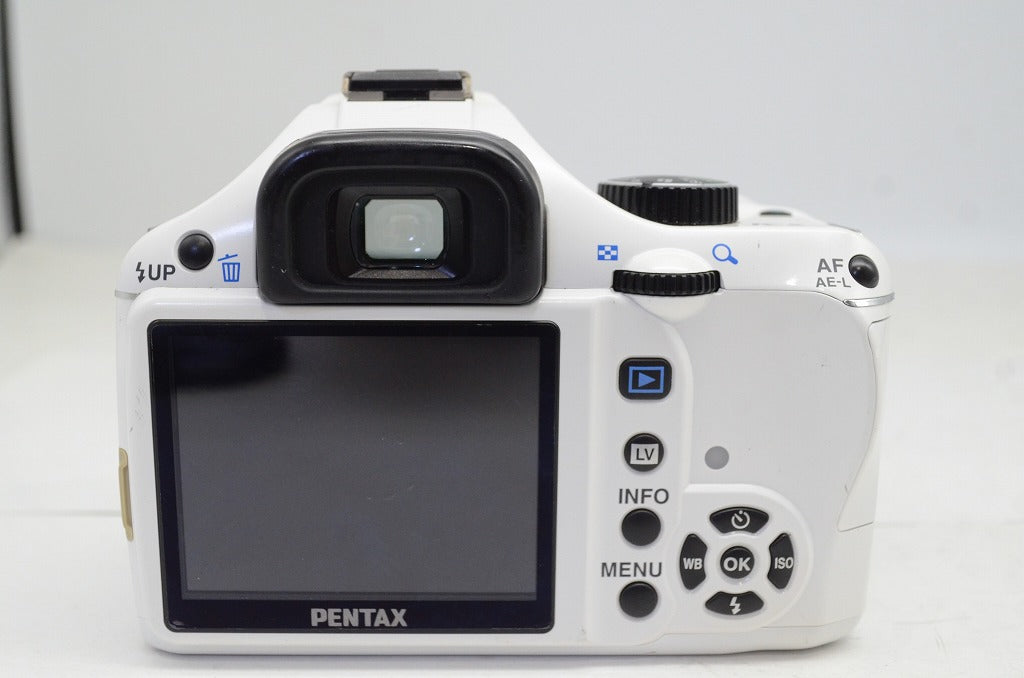 良品 PENTAX K-x レンズキット (smc PENTAX DA L 18-55mm F3.5-5.6 AL) デジタル一眼レフカメラ ホワイト 250927aa
