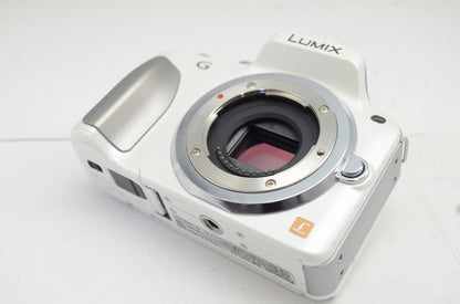 良品 Panasonic パナソニック LUMIX DMC G3 ボディ ミラーレス一眼カメラ ホワイト 250926c