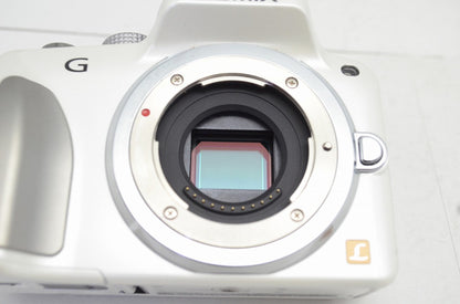 良品 Panasonic パナソニック LUMIX DMC G3 ボディ ミラーレス一眼カメラ ホワイト 250926c