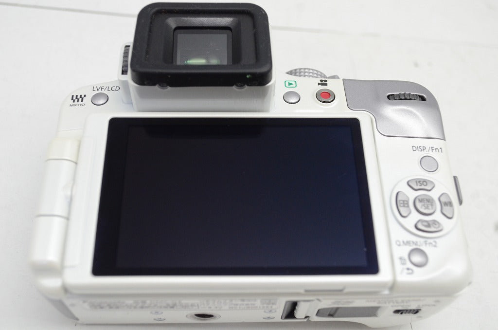 良品 Panasonic パナソニック LUMIX DMC G3 ボディ ミラーレス一眼カメラ ホワイト 250926c