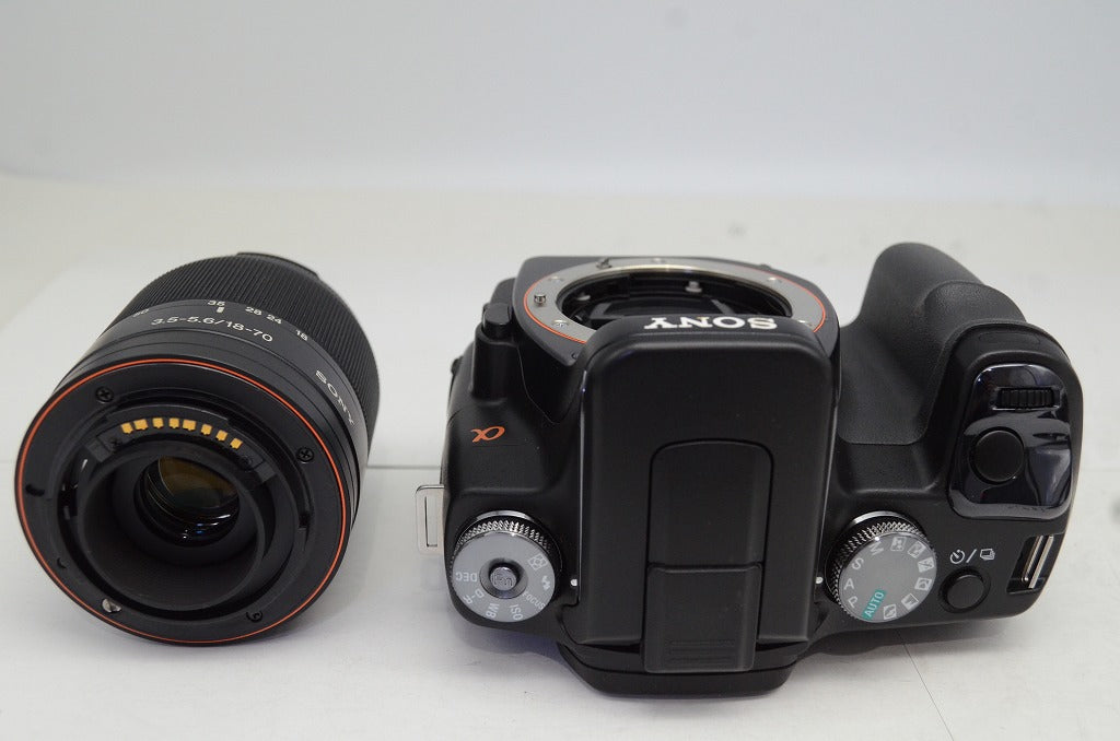 美品 SONY ソニー α100 DSLR-A100K ズームレンズキット (DT 18-70mm F3.5-5.6) デジタル一眼レフカメラ 250927am