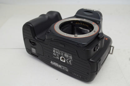 美品 SONY ソニー α100 DSLR-A100K ズームレンズキット (DT 18-70mm F3.5-5.6) デジタル一眼レフカメラ 250927am