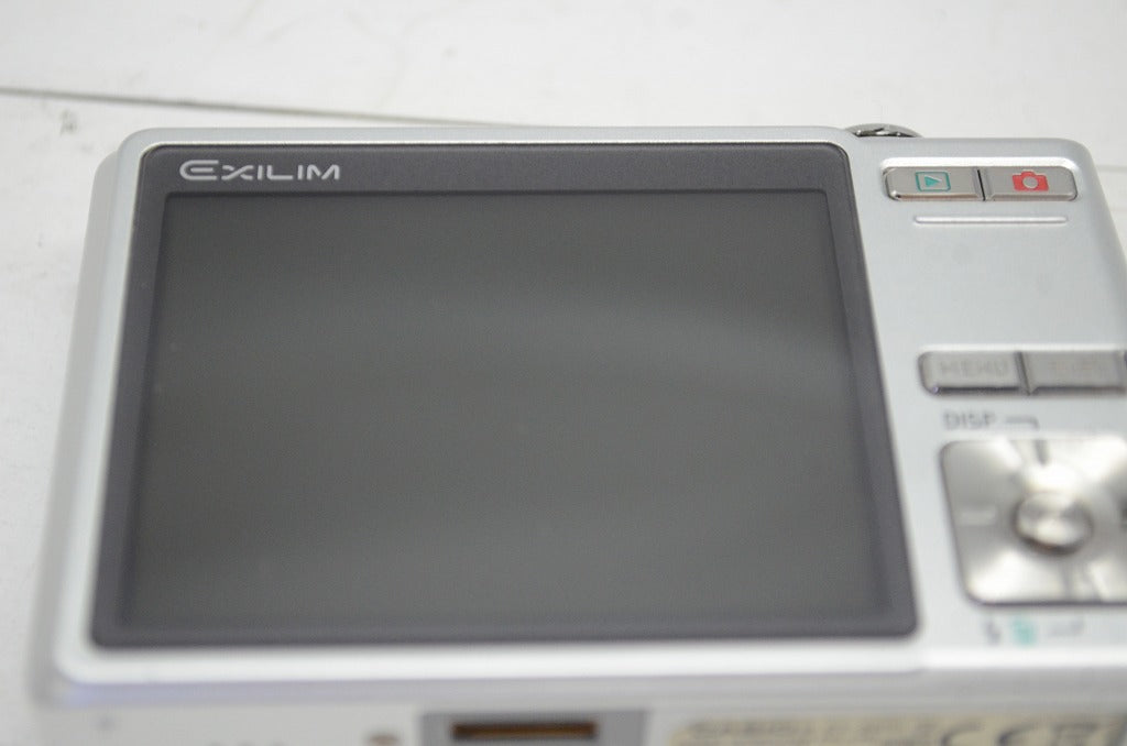 CASIO カシオ EXILIM EX-Z600 コンパクトデジタルカメラ シルバー 250926r