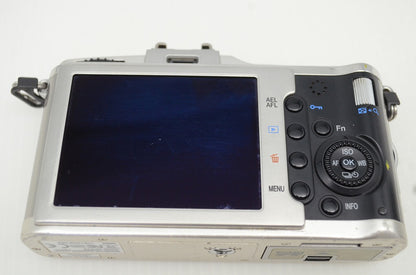 OLYMPUS オリンパス PEN E-P2 ボディ ミラーレス一眼カメラ シルバー 251202q