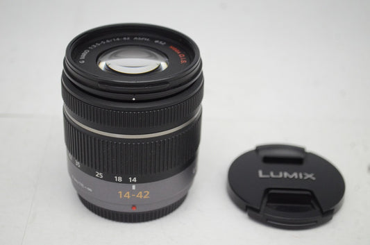 良品 Panasonic LUMIX G VARIO 14-42mm F3.5-5.6 ASPH. MEGA O.I.S. H-FS014042 マイクロフォーサーズ 250926d