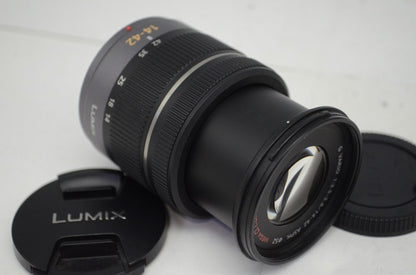 良品 Panasonic LUMIX G VARIO 14-42mm F3.5-5.6 ASPH. MEGA O.I.S. H-FS014042 マイクロフォーサーズ 250926d