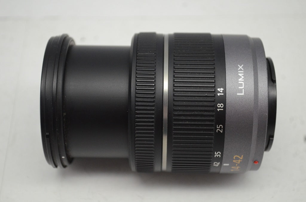 良品 Panasonic LUMIX G VARIO 14-42mm F3.5-5.6 ASPH. MEGA O.I.S. H-FS014042 マイクロフォーサーズ 250926d