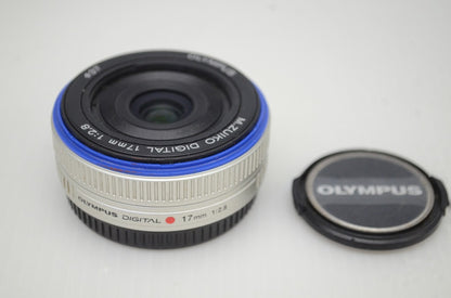 良品 OLYMPUS オリンパス M.ZUIKO DIGITAL 17mm F2.8 パンケーキレンズ マイクロフォーサーズ 単焦点レンズ 251202r