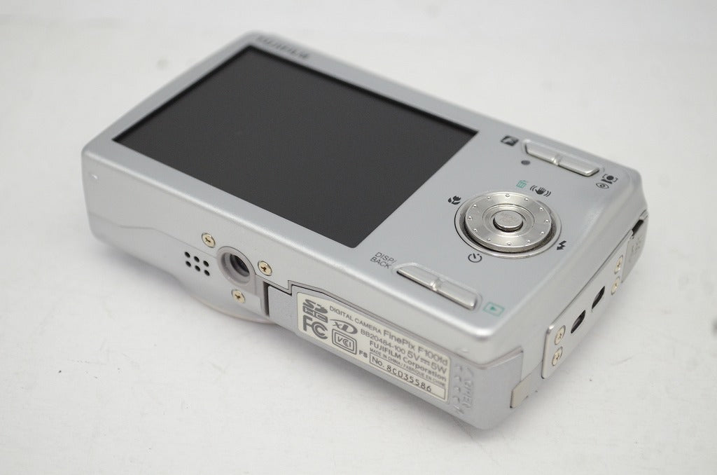 良品 FUJIFILM フジフィルム FinePix F100fd コンパクトデジタルカメラ シルバー 250927w