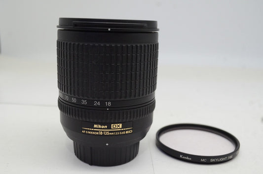 美品 Nikon ニコン AF-S DX NIKKOR 18-135mm F3.5-5.6G ED IF APS-C ズームレンズ 250926o