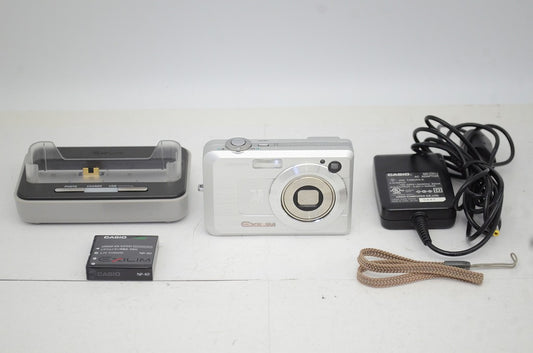 良品 CASIO カシオ EXILIM EX-Z750 コンパクトデジタルカメラ シルバー 250926g