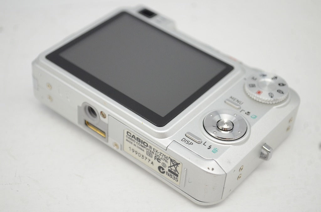 良品 CASIO カシオ EXILIM EX-Z750 コンパクトデジタルカメラ シルバー 250926g