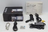 良品 FUJIFILM フジフィルム FinePix Z5fd コンパクトデジタルカメラ シルバー 元箱付 250402d