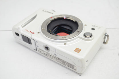 良品 Panasonic パナソニック LUMIX DMC-GF2 ボディ ミラーレス一眼カメラ ホワイト 250927r