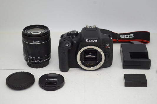 美品 Canon キヤノン EOS Kiss X8i レンズキット EF-S 18-55mm F3.5-5.6 IS STM デジタル一眼レフカメラ 250927ao