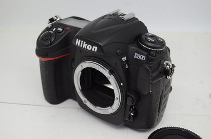 良品 Nikon ニコン D300 ボディ デジタル一眼レフカメラ 250927as