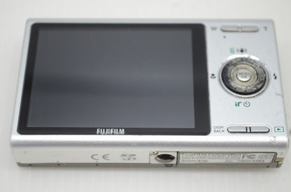 FUJIFILM フジフィルム FinePix Z100fd コンパクトデジタルカメラ シルバー 251204q