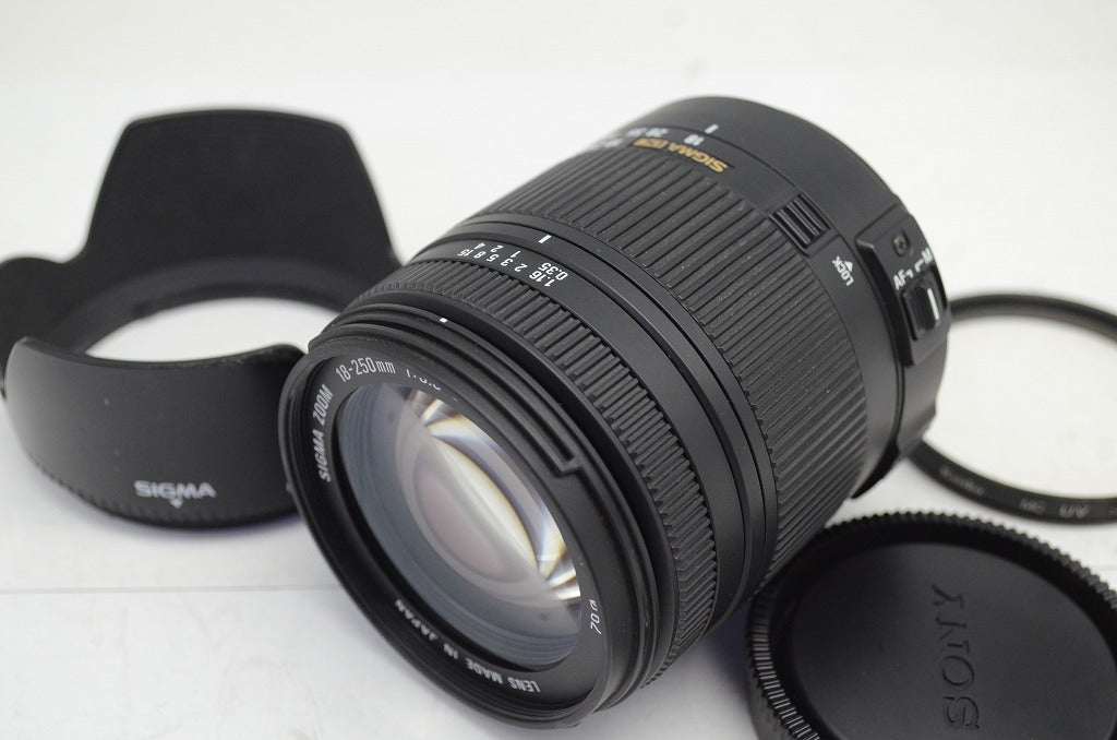 SIGMA シグマ 18-250mm F3.5-6.3 DC MACRO HSM SONY ソニー MINOLTA αマウント ズームレンズ フード付 250930aa