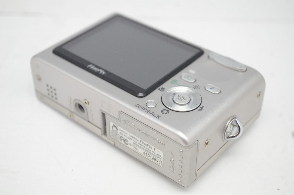 美品 FUJIFILM フジフィルム FinePix F11 コンパクトデジタルカメラ シルバー 元箱付 250930ad